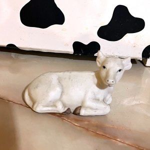 COW REPLACEMENT NATIVITY SCENE HOUSE OF LLOYD CHRISTMAS AROUND WORLD FIGURINE $5